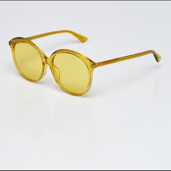 GUCCI
Yellow Transparent Acetate Frame Sunglasses - Picture 1 of 6